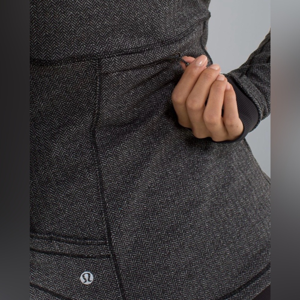 Lululemon Base Runner 1/2 Zip Pullover Jacket Heathered Herringbone Black Sz 10 - Picture 7 of 13